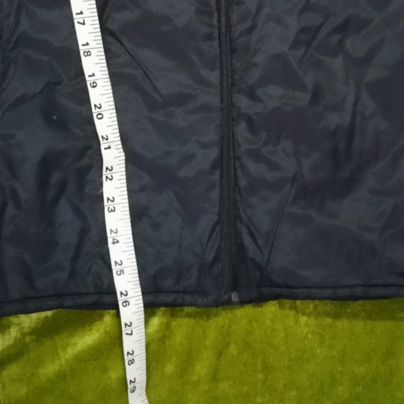 Sleevless jacket - Picture 4 of 4